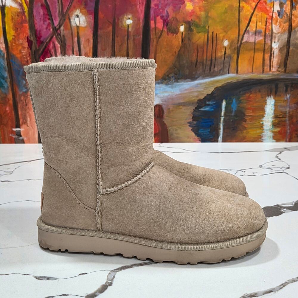 Ugg Classic Short II Boots Sand Size 9 Women's Winter Sheepskin Fur